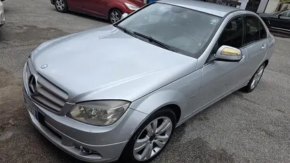 Usata Mercedes C220 135 CV (99 kW) 2009 Berlina
