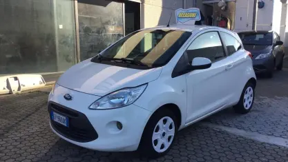 Usata Ford Ka Individual 75 CV (55 kW) 2013 Bianco Utilitaria