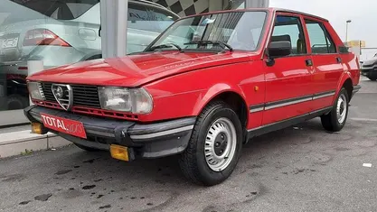 Usata Alfa Romeo Giulietta 109 CV (80 kW) 1983 Utilitaria