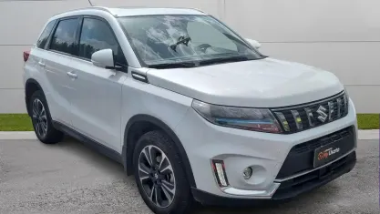 Usata Suzuki Vitara 102 CV (75 kW) 2023 Bianco SUV
