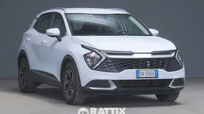 Usata Kia Sportage 136 CV (100 kW) 2023 Deluxe white SUV