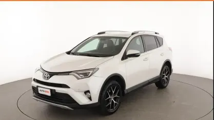 Usata Toyota RAV4 Style 143 CV (105 kW) 2016 Bianco SUV
