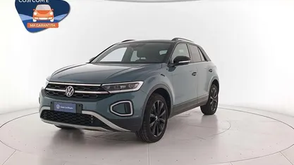 Petroleum blue metallizzato ne Usata 2023 VW T-Roc Style SUV | 25.000 € (Buon prezzo)