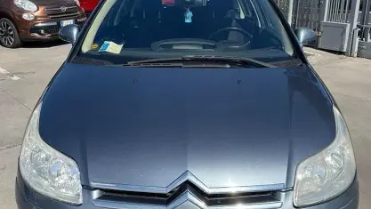Usata Citroën C4 90 CV (66 kW) 2005 Blu Berlina