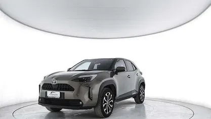 Usata Toyota Yaris Cross Active 92 CV (67 kW) 2022 Verde SUV