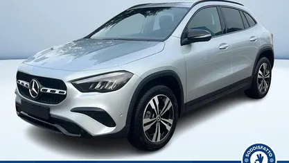 Argento metallizzato Nuova 2025 Mercedes GLA200 Advanced Plus SUV | 45.800 € (Buon prezzo)