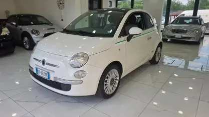 Usata Fiat 500 Lounge 69 CV (50 kW) 2008 Bianco Utilitaria