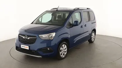 Usata Opel Combo Life Innovation 131 CV (96 kW) 2020 Blu Monovolume