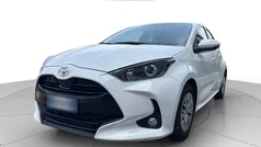 Bianco Usata 2023 Toyota Yaris Active | 15.800 € (Ottimo prezzo)