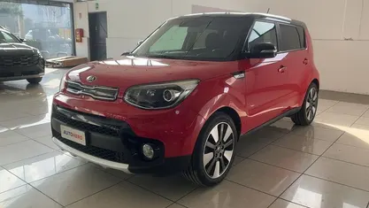 Usata Kia Soul 132 CV (97 kW) 2017 Rosso SUV