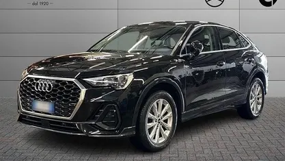 Begagnad Audi Q3 Sportback Business Plus 150 HK (110 kW) 2021 Svart SUV
