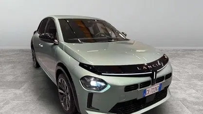 Usata 2025 Lancia Ypsilon Utilitaria | 21.900 € (Buon prezzo)