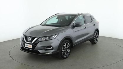 Usata Nissan Qashqai N-Connecta 130 CV (95 kW) 2018 Grigio SUV