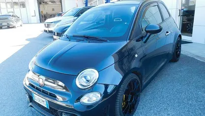 Usata Abarth 595 Turismo 165 CV (121 kW) 2021 Nero Berlina