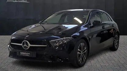 Nero Nuova 2025 Mercedes A180 Advanced Berlina | 33.896 € (Buon prezzo)