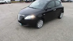 Usata 2014 Lancia Ypsilon Silver Due volumi | 7740 € (Buon prezzo)