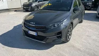 Usata Kia XCeed 117 CV (86 kW) 2021 Grigio scuro SUV