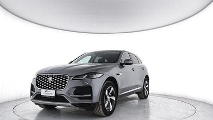 Begagnad Jaguar F-Pace R-Dynamic 163 HK (119 kW) 2022 Grå SUV