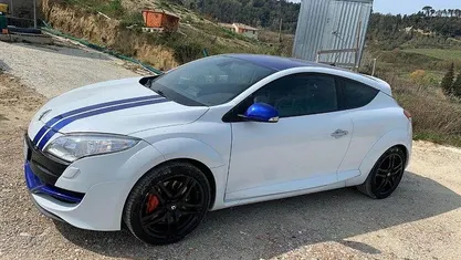 Usata Renault Mégane Coupé R.S. 250 CV (183 kW) 2011 Coupé