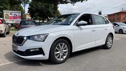 Bianco Usata 2019 Skoda Scala Style Due volumi | 12.500 € (Molto cara)