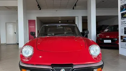 Usata Alfa Romeo Spider Quadrifoglio Verde 125 CV (91 kW) 1986 Cabrio