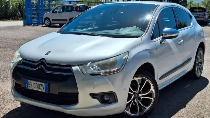 Usata DS Automobiles DS4 So Chic 111 CV (81 kW) 2012 Bianco Berlina