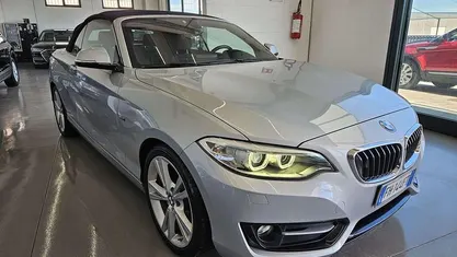 Usata BMW 220 Sport Line 190 CV (139 kW) 2017 Cabrio