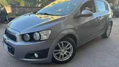 Grigio Usata 2012 Chevrolet Aveo LTZ Due volumi | 3350 € (Buon prezzo)