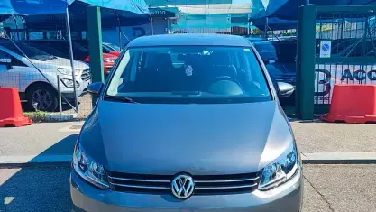 Usata VW Touran Trendline 105 CV (77 kW) 2010 Grigio Monovolume