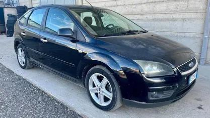Usata Ford Focus 90 CV (66 kW) 2007 Berlina