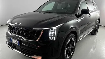 Nero Usata 2024 Kia Sorento Style SUV | 42.900 € (Buon prezzo)