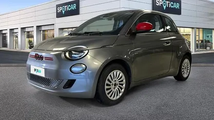 Grigio Usata 2022 Fiat 500e Red Due volumi | 15.450 € (Buon prezzo)