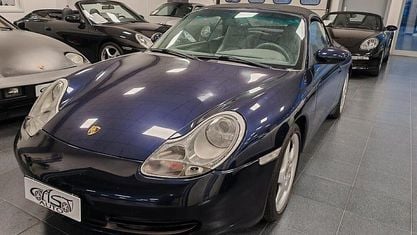 Usata Porsche 911 Carrera 4 Cabriolet 300 CV (220 kW) 1999 Blu Cabrio