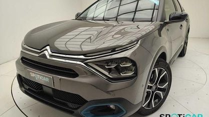 Usata Citroën e-C4 Shine 100 kW (136 CV) 2023 Grigio Berlina