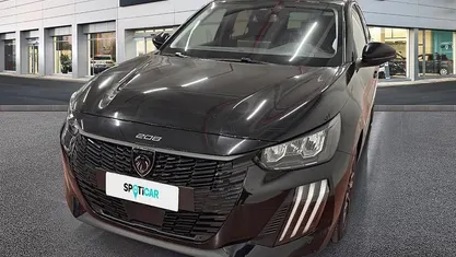 Usata Peugeot 208 Allure 102 CV (75 kW) 2025 Utilitaria