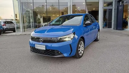 Blu Usata 2024 Opel Corsa Due volumi | 13.800 € (Buon prezzo)