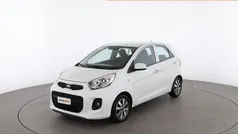 Usata 2016 Kia Picanto Due volumi | 8599 € (Buon prezzo)