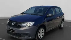 Blu Usata 2017 Dacia Sandero Due volumi | 3900 €