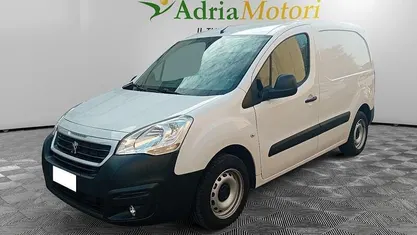 Bianco Usata 2018 Peugeot Partner Monovolume | 11.900 € (Buon prezzo)