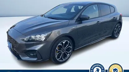 Grigio metallizzato Usata 2020 Ford Focus ST-Line Tre volumi | 13.800 € (Buon prezzo)