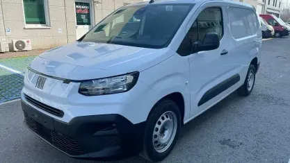 Nuova Fiat Doblò 102 CV (75 kW) 2026 Bianco Monovolume