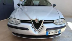 Usata 2000 Alfa Romeo 156 Distinctive Tre volumi | 5000 € (Buon prezzo)