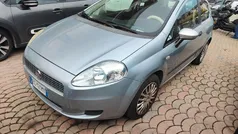 Grigio Usata 2008 Fiat Grande Punto Active Due volumi | 1500 € (Super prezzo)