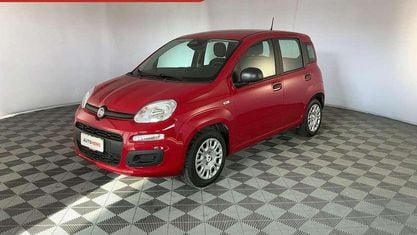 Usata Fiat Panda 69 CV (50 kW) 2025 Rosso Utilitaria
