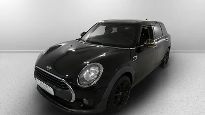 Usata Mini One Clubman 116 CV (85 kW) 2017 Midnight black metallizzato Station wagon