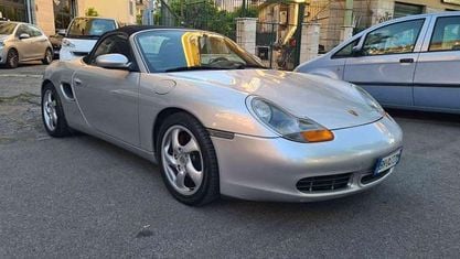 Begagnad Porsche Boxster 252 HK (185 kW) 2000 Silver Cab