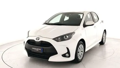 Usata 2023 Toyota Yaris Hybrid Business Edition | 16.500 € (Super prezzo)