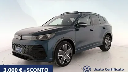 Nuova VW Tiguan R-line Plus 150 CV (110 kW) 2026 Nightshade blue metallizzato SUV