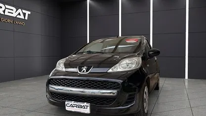 Usata Peugeot 107 68 CV (50 kW) 2009 Nero Utilitaria