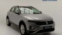 Pyrit silver met Usata 2023 VW T-Roc Life SUV | 26.400 € (Buon prezzo)